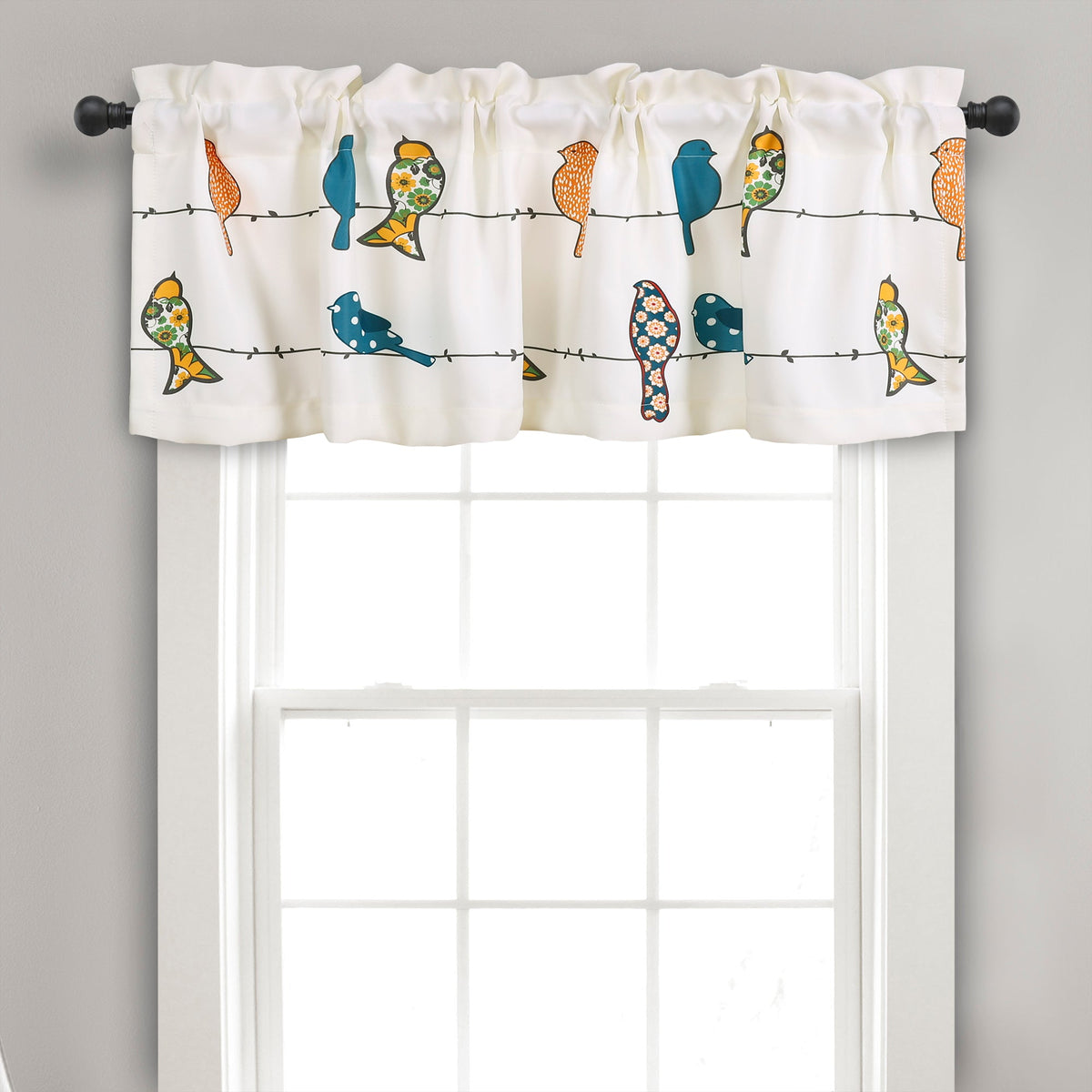 Window Treatments: Kitchen