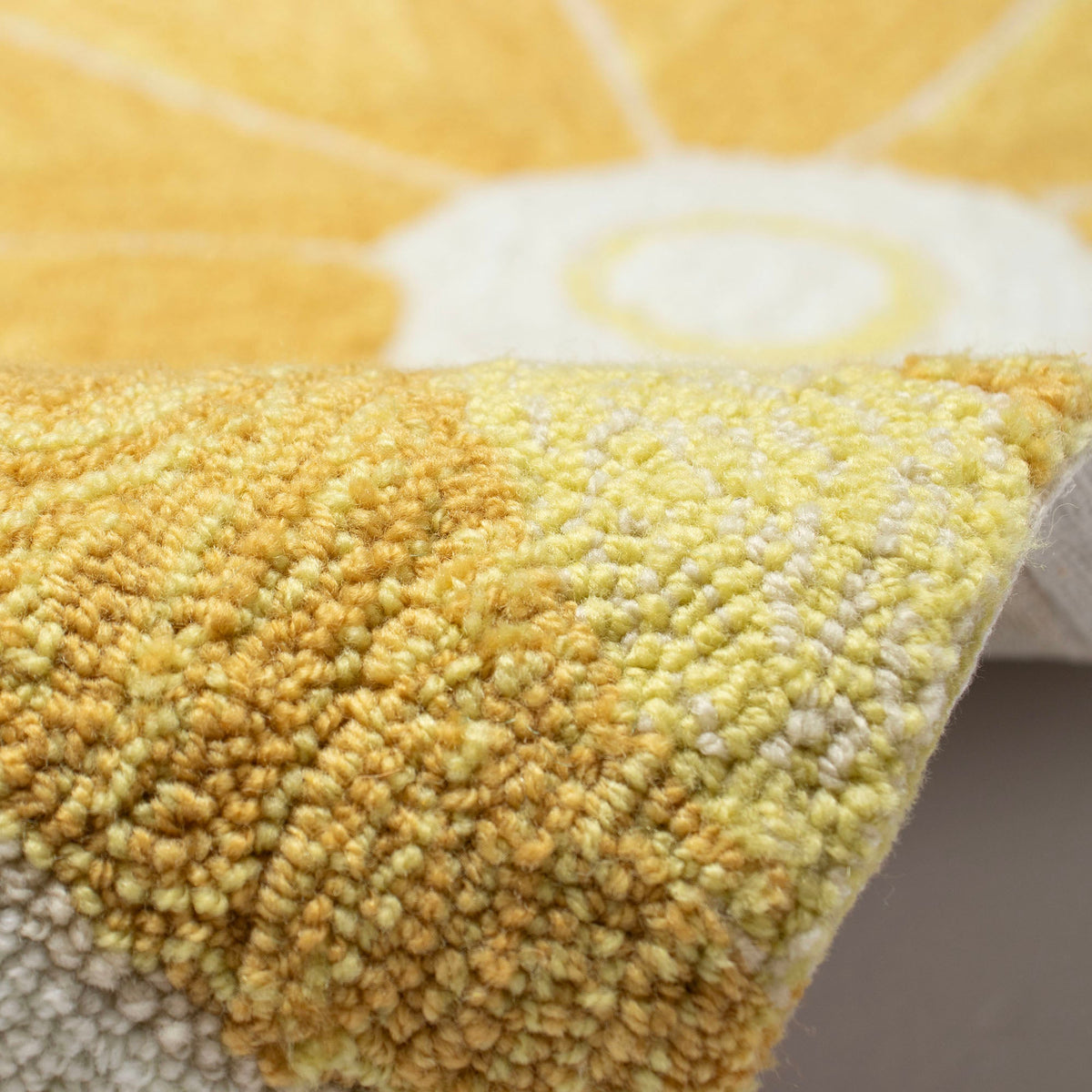 Yellow | 2'6" x 4'