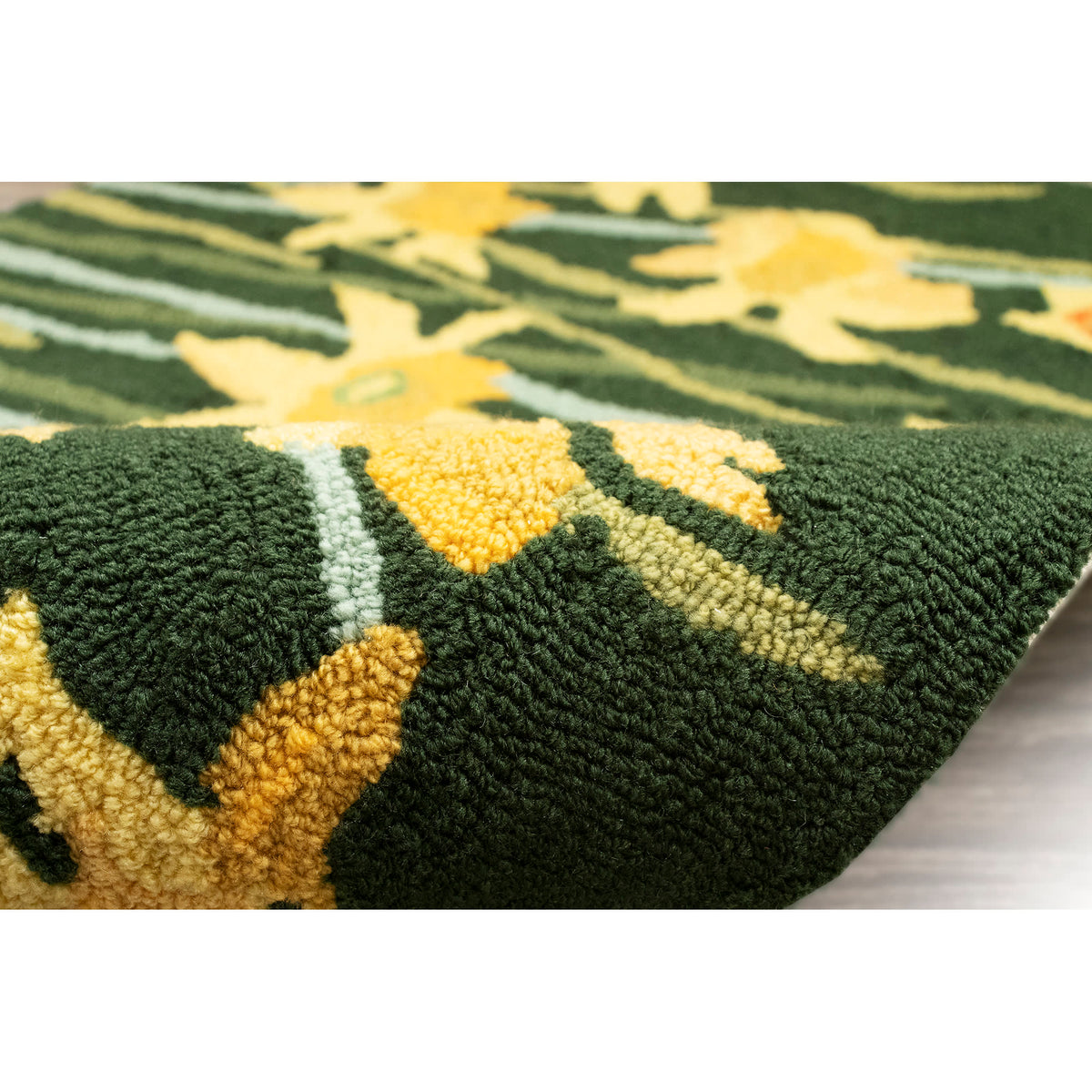 Green | 1'8" x 2'6"