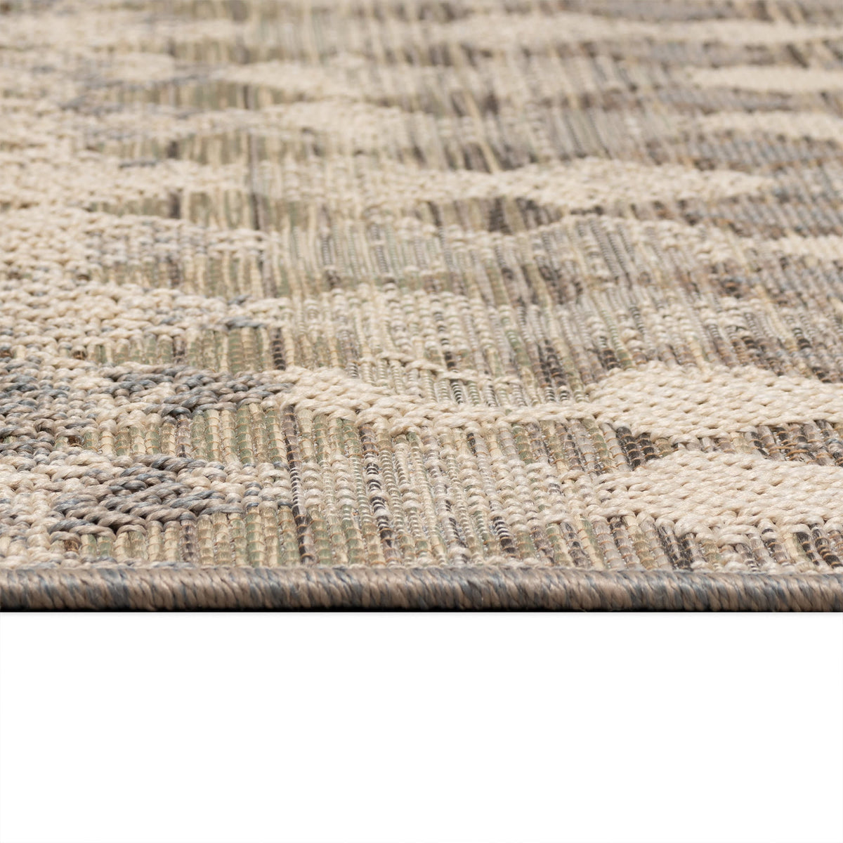 Neutral | 1'11" x 7'6"