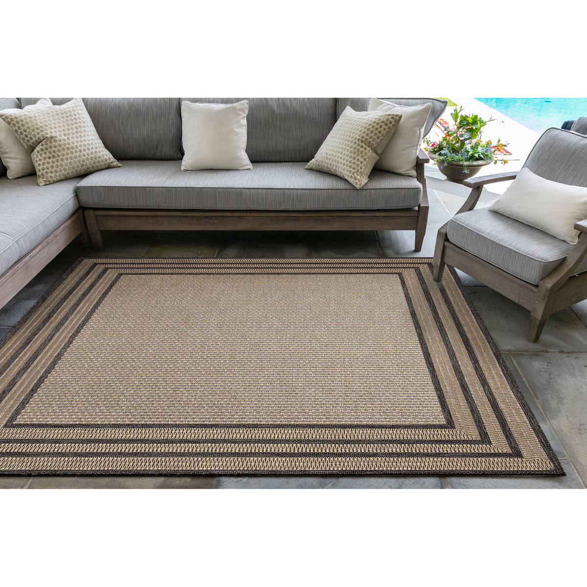 Taupe | 7'10" Square