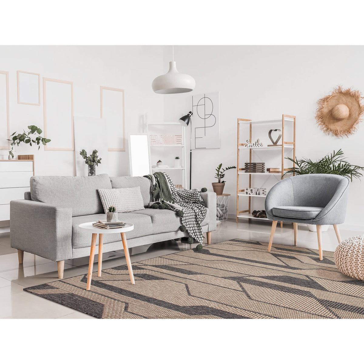 Taupe | 7'10" Square
