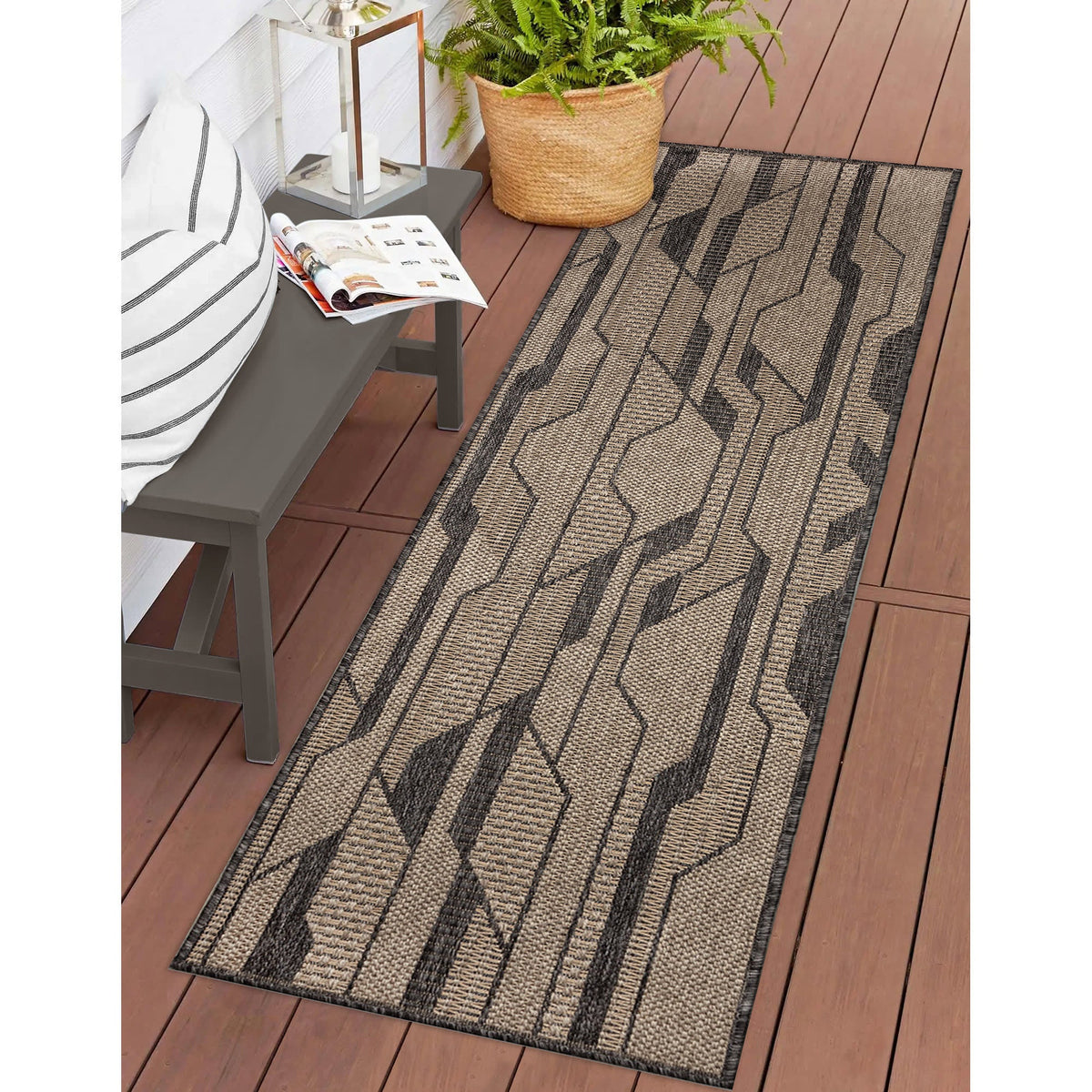 Taupe | 1'11" x 7'6"