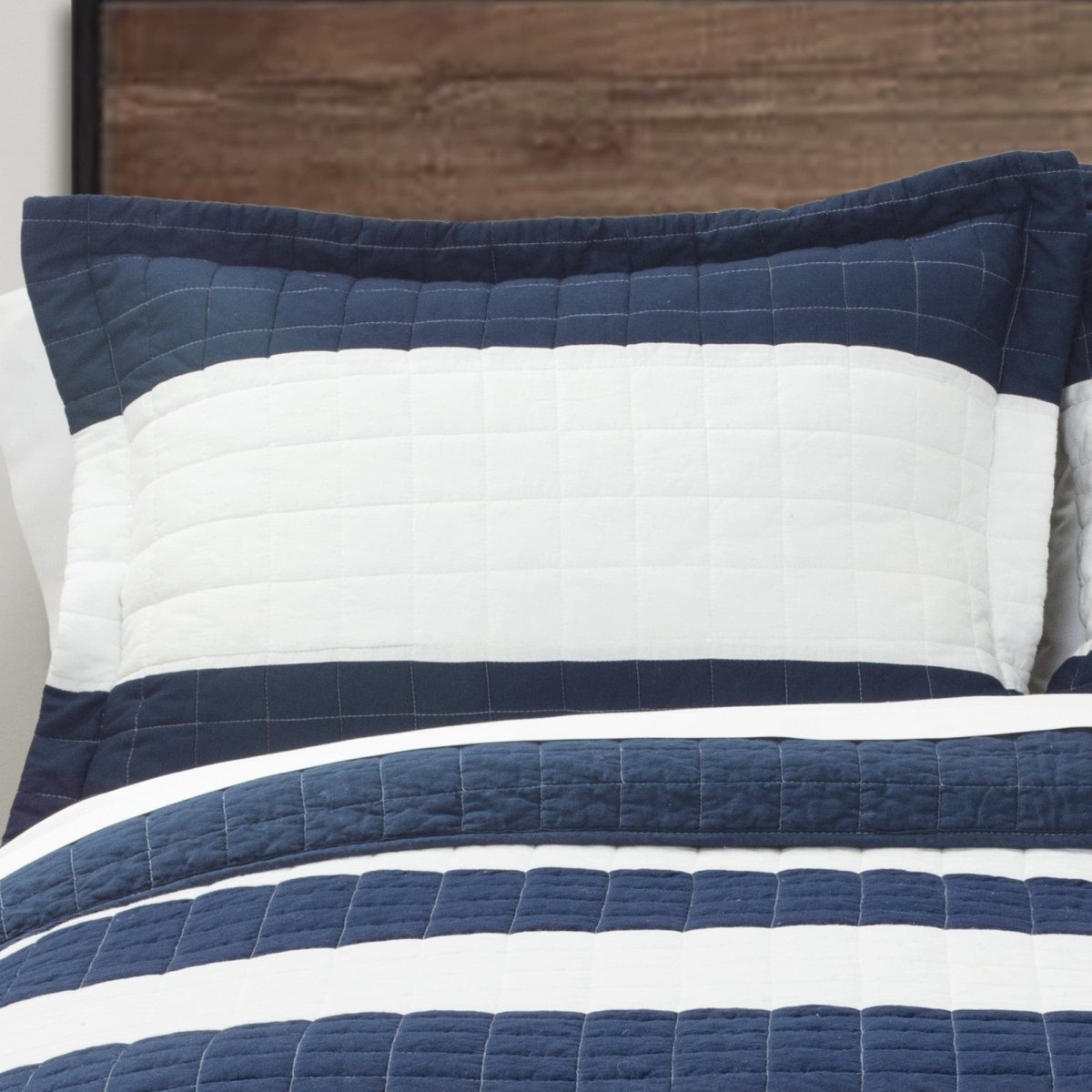 Navy_White