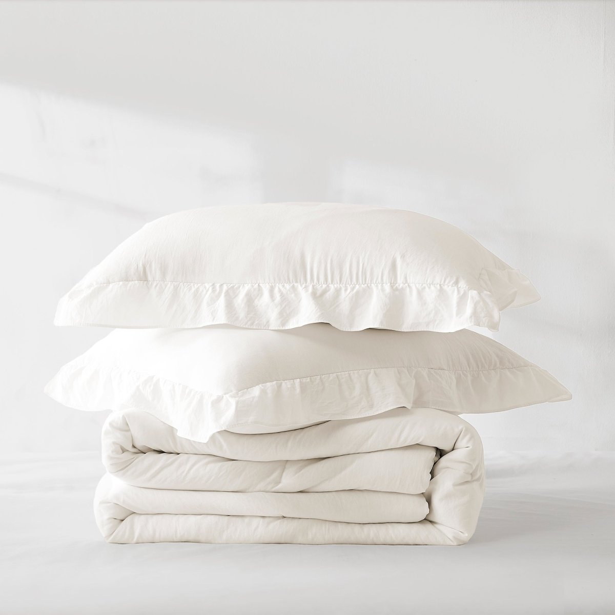 Reyna Comforter Set