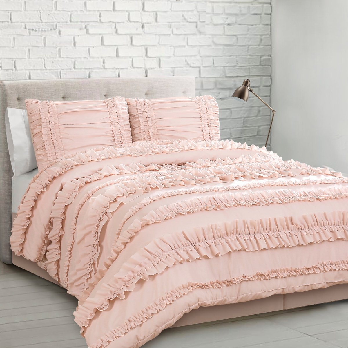 Blush | Queen