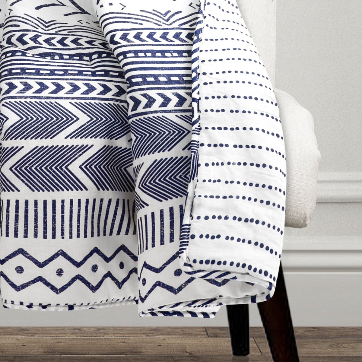Navy_White