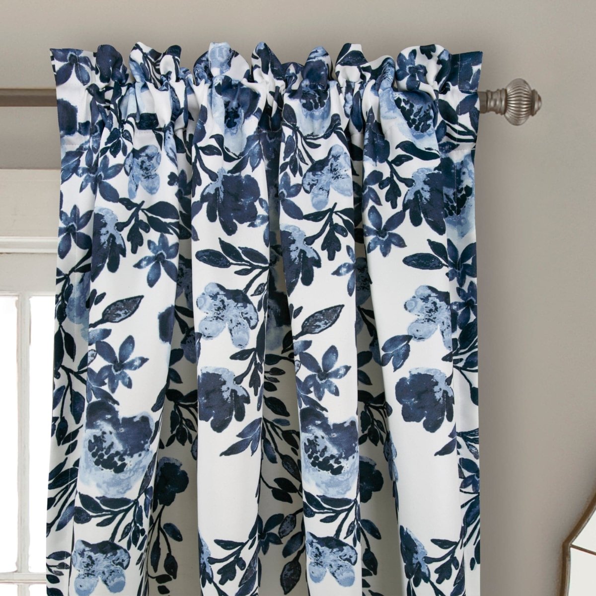 Navy_White