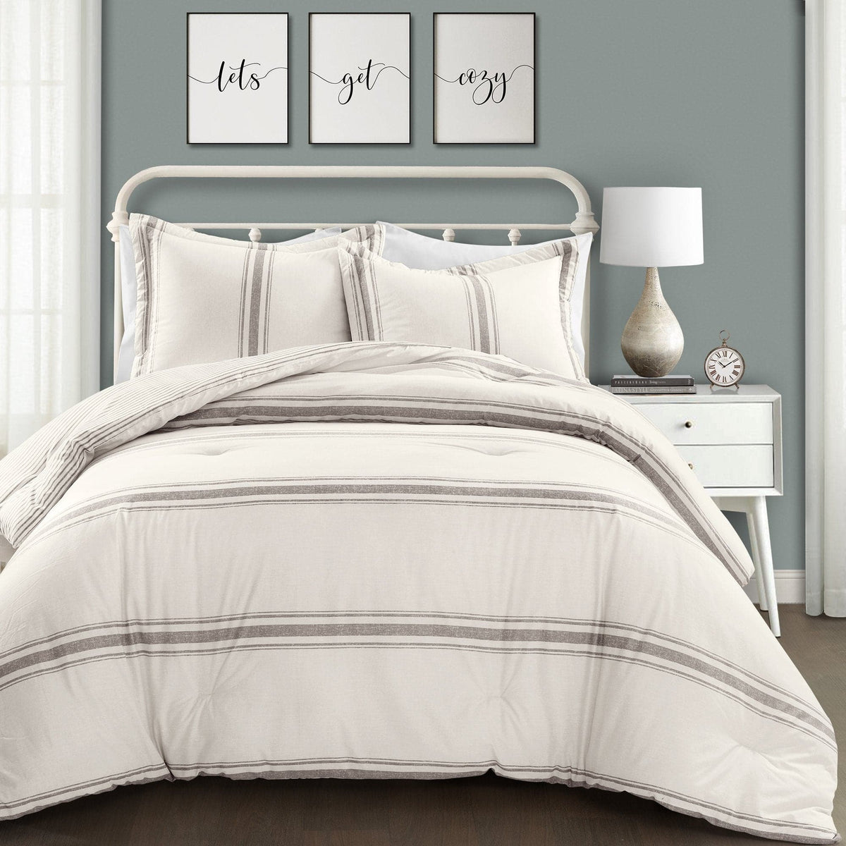Bedding Bundle: Farmhouse Stripe Comforter Set + Solid Kantha Pick Stitch Quilt/Coverlet Set