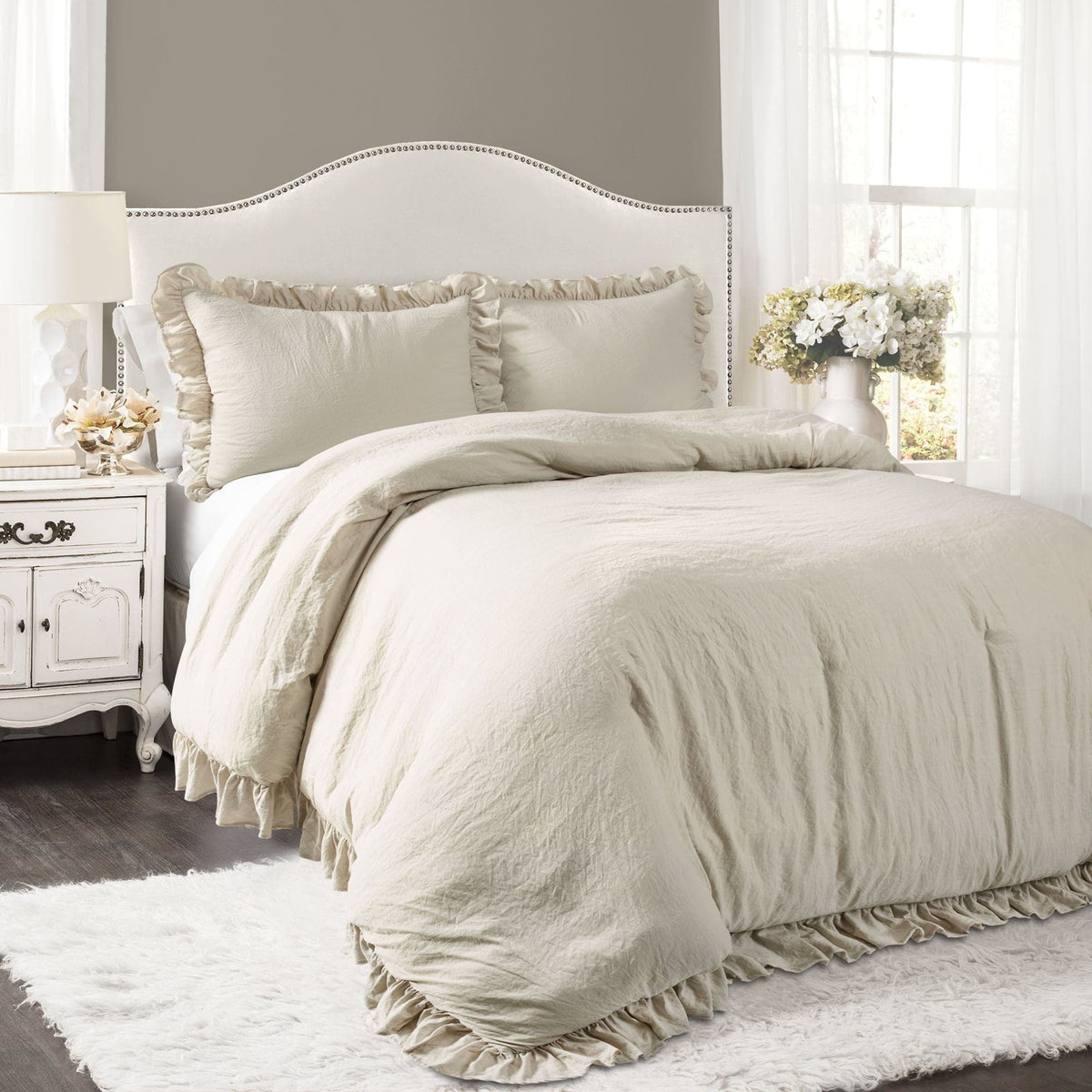Bedding Bundle: Reyna Comforter Set + Boho Tufted Cotton Woven Tassel Fringe Throw