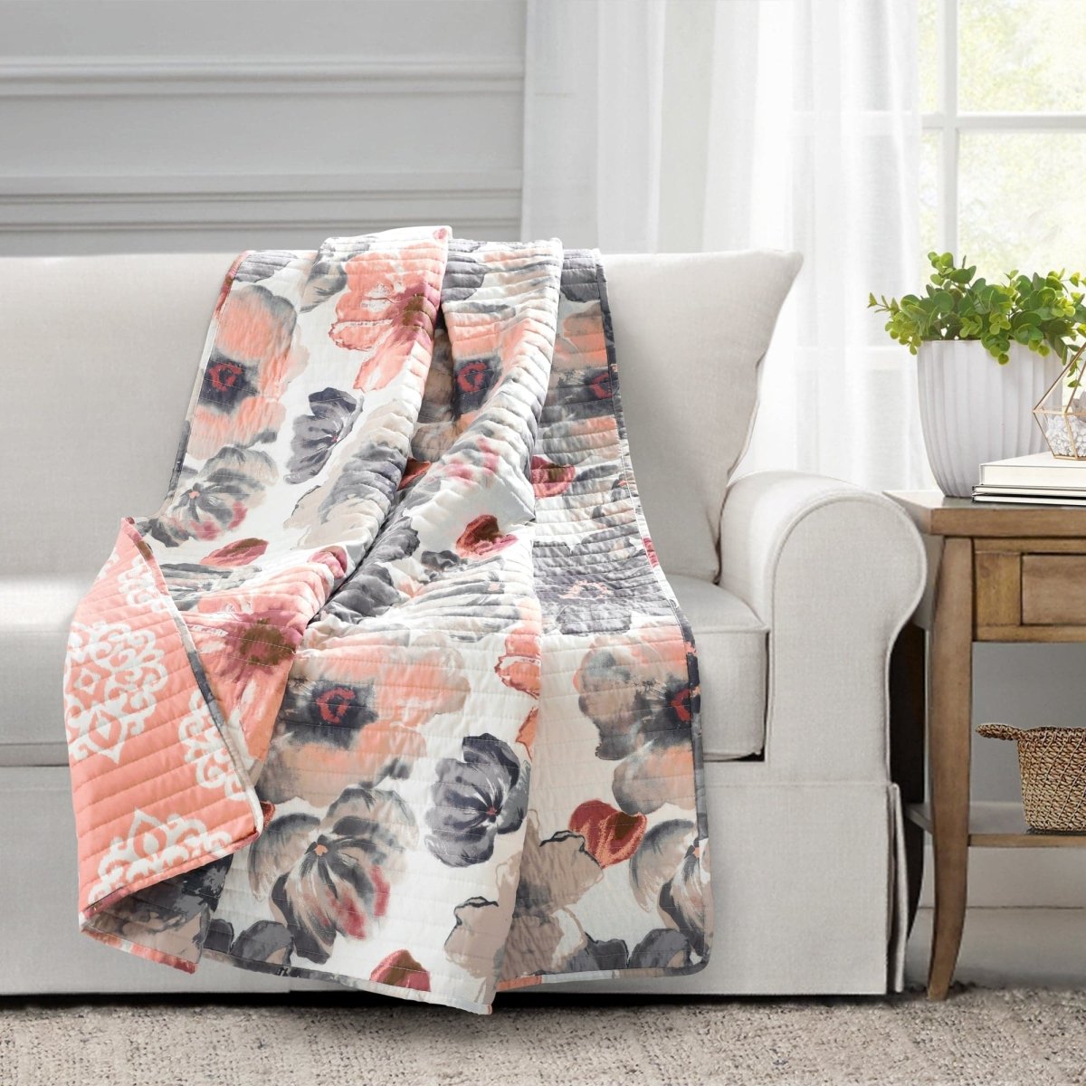 Coral_Gray