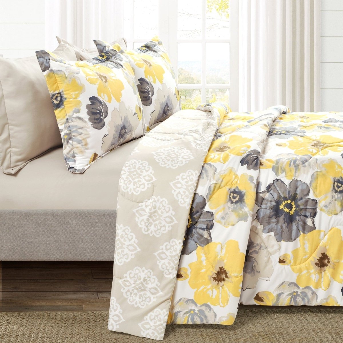 Yellow_Gray