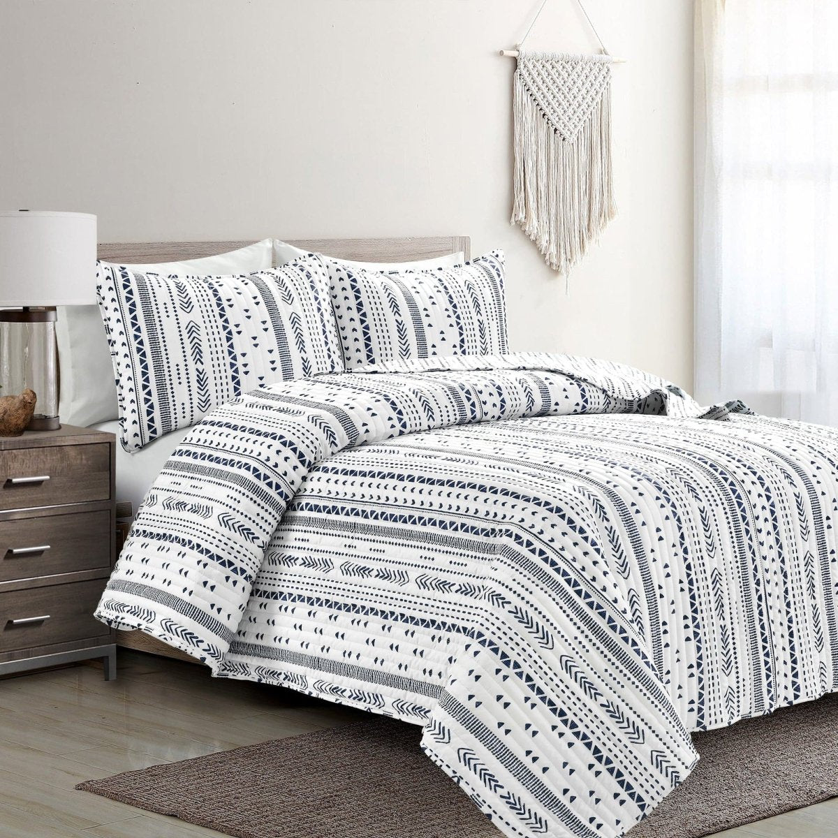 Navy_White