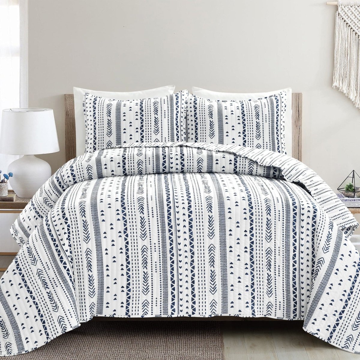 Navy_White
