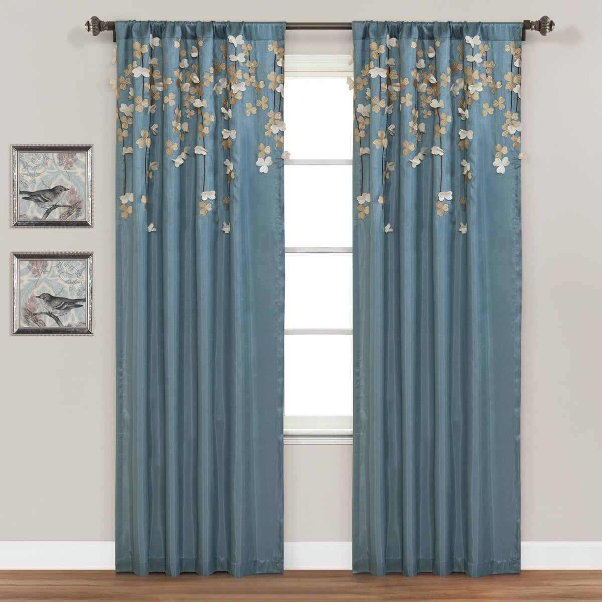 Blue_Ivory