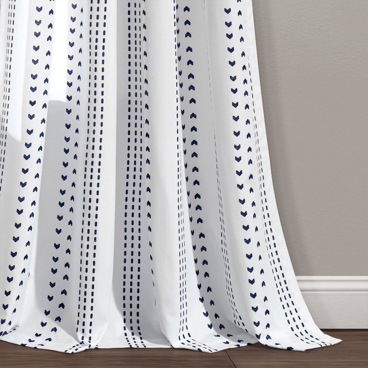 Navy_White