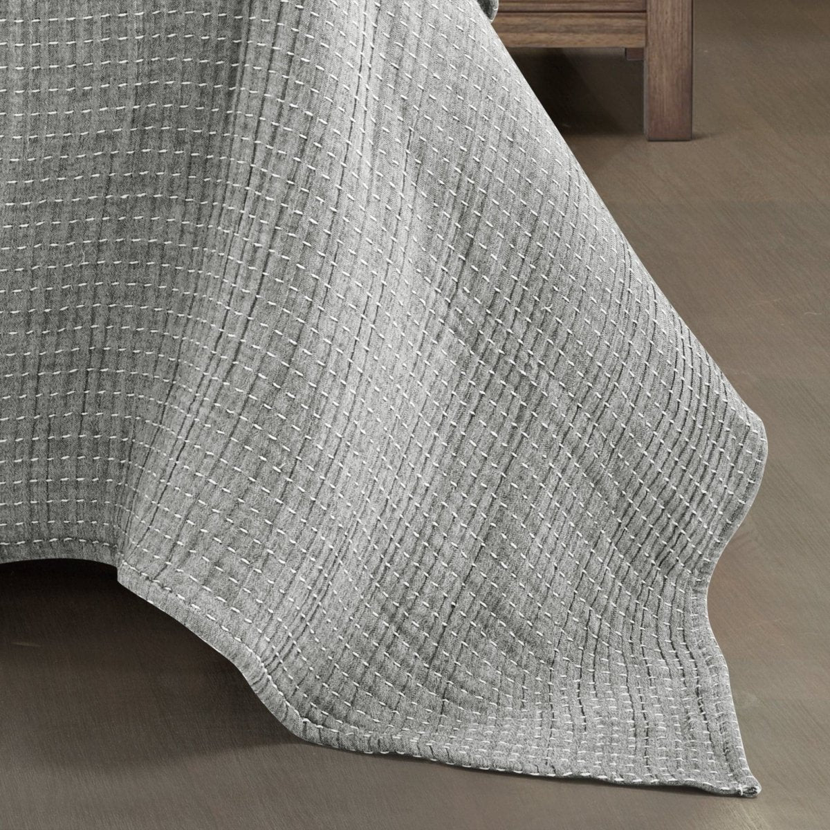 Light Gray_Off-White