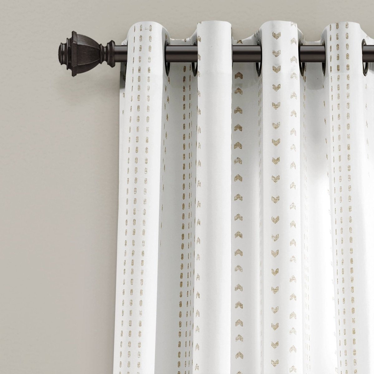 Taupe_White