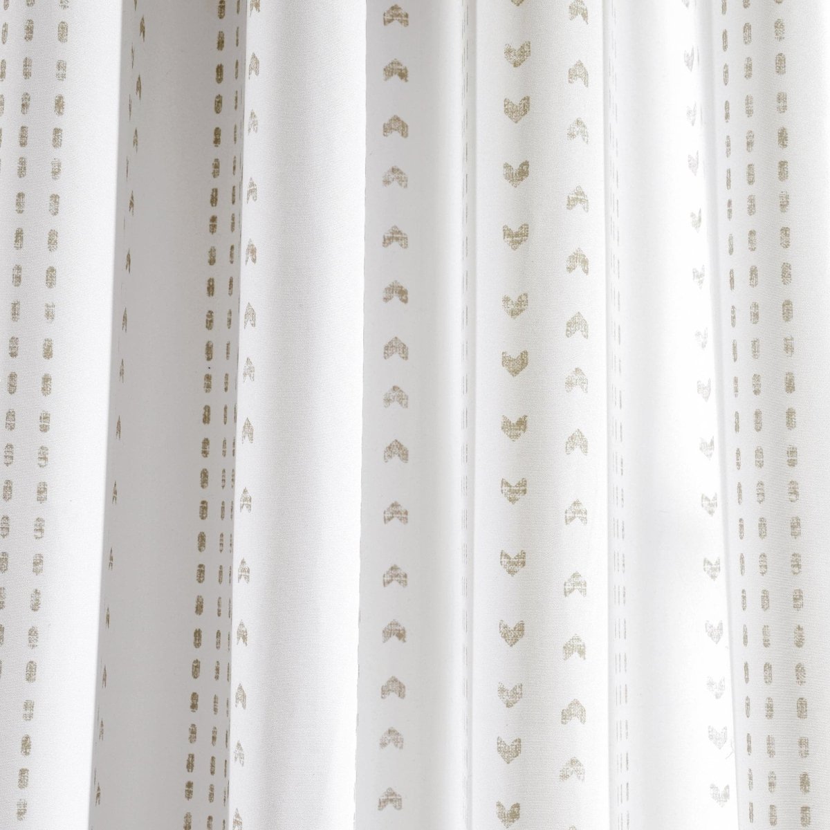 Taupe_White