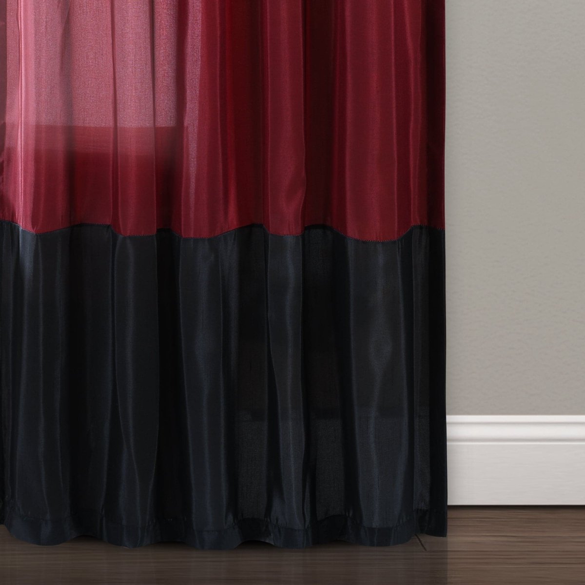 Merlot_Black