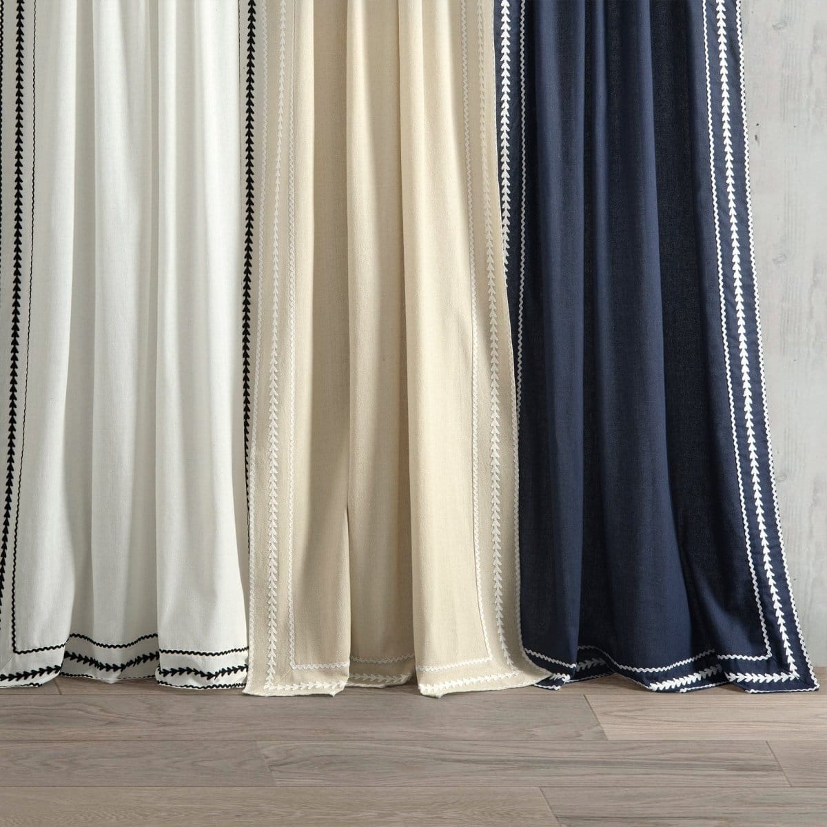 Light Linen_Black