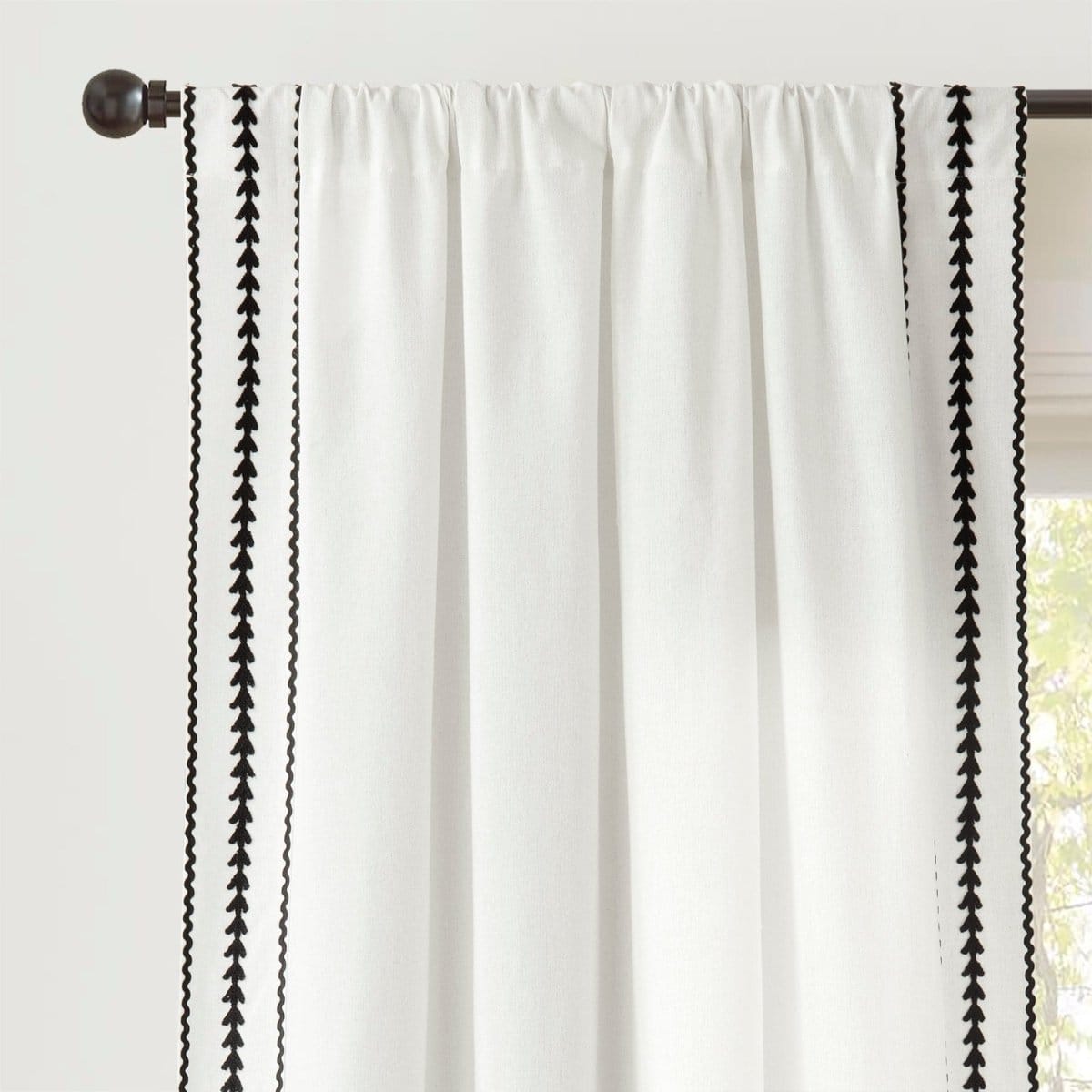Light Linen_Black