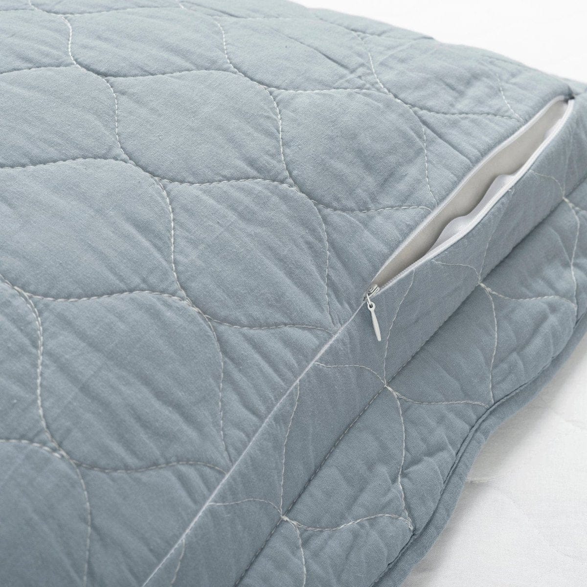 White_Slate Blue