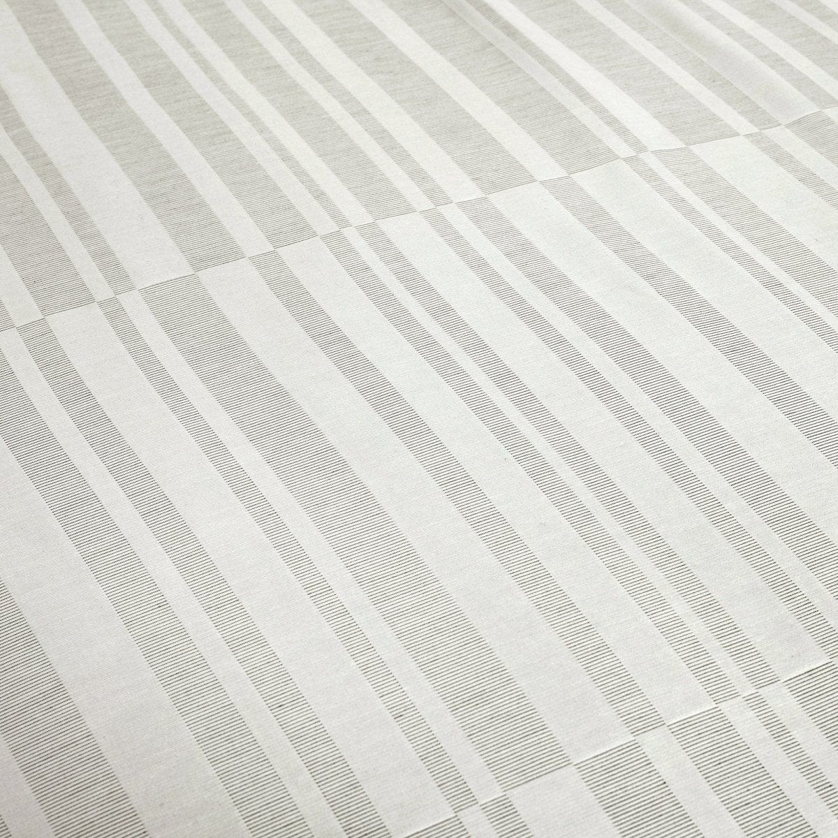 Gray_White