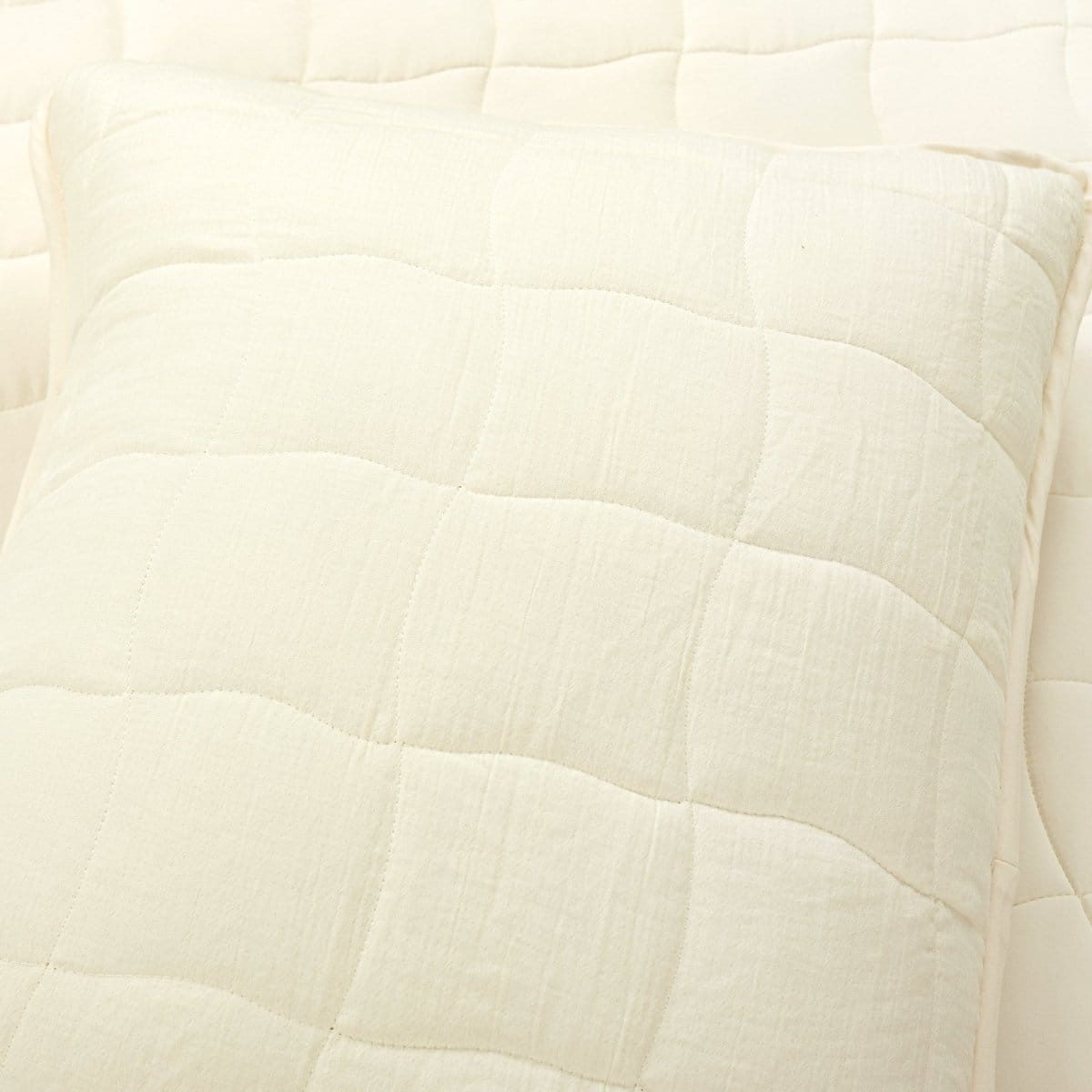 Pearl White
