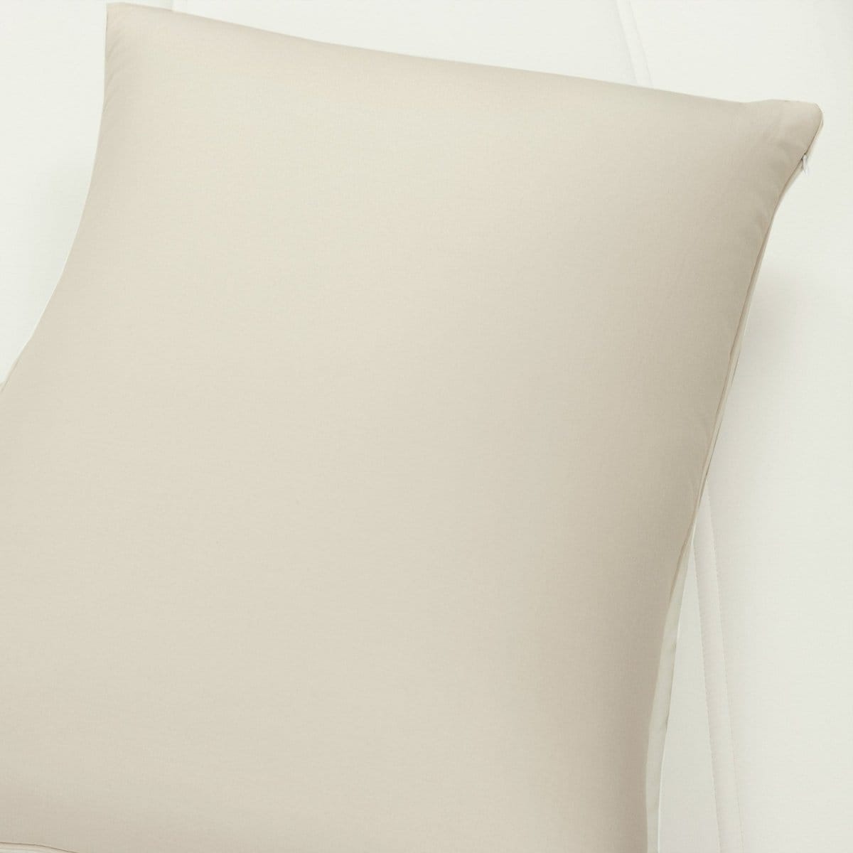 White_Neutral
