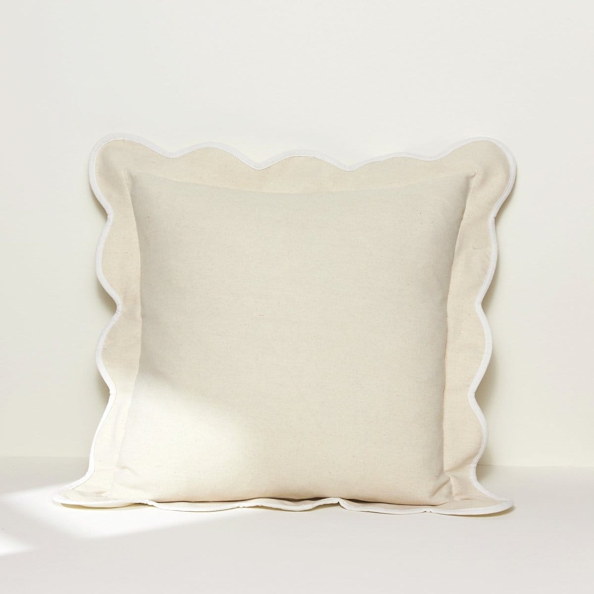 Dark Linen/ Off White | 13"H x 20"W