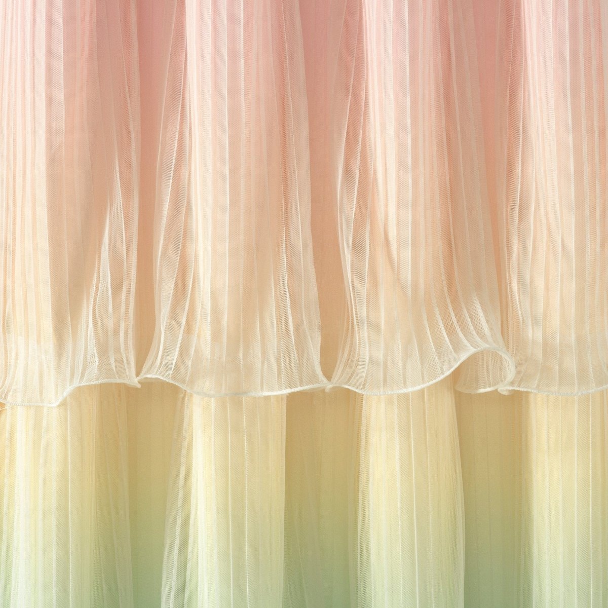Rainbow | 36" W x 63" L