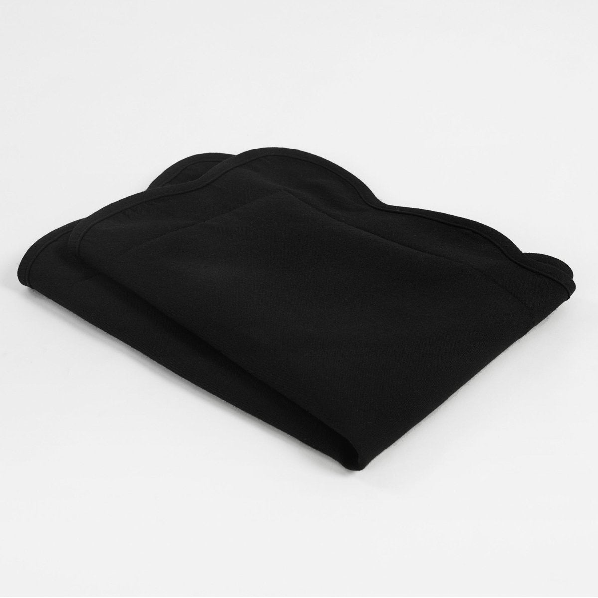 Dark Linen/Black | 13"H x 20"W
