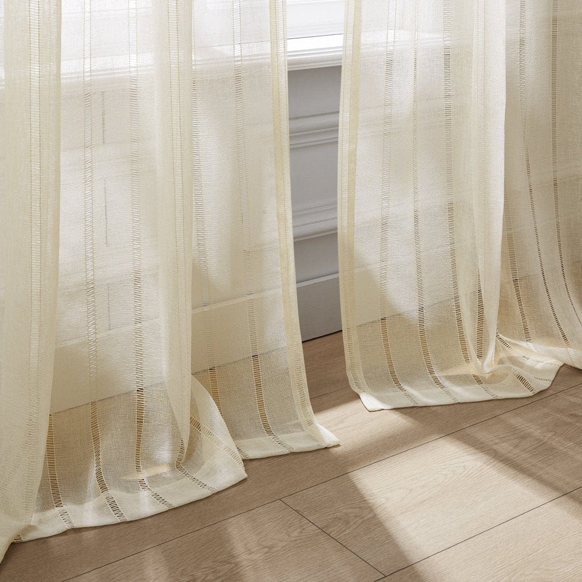 Neutral | 52"W x 84"L