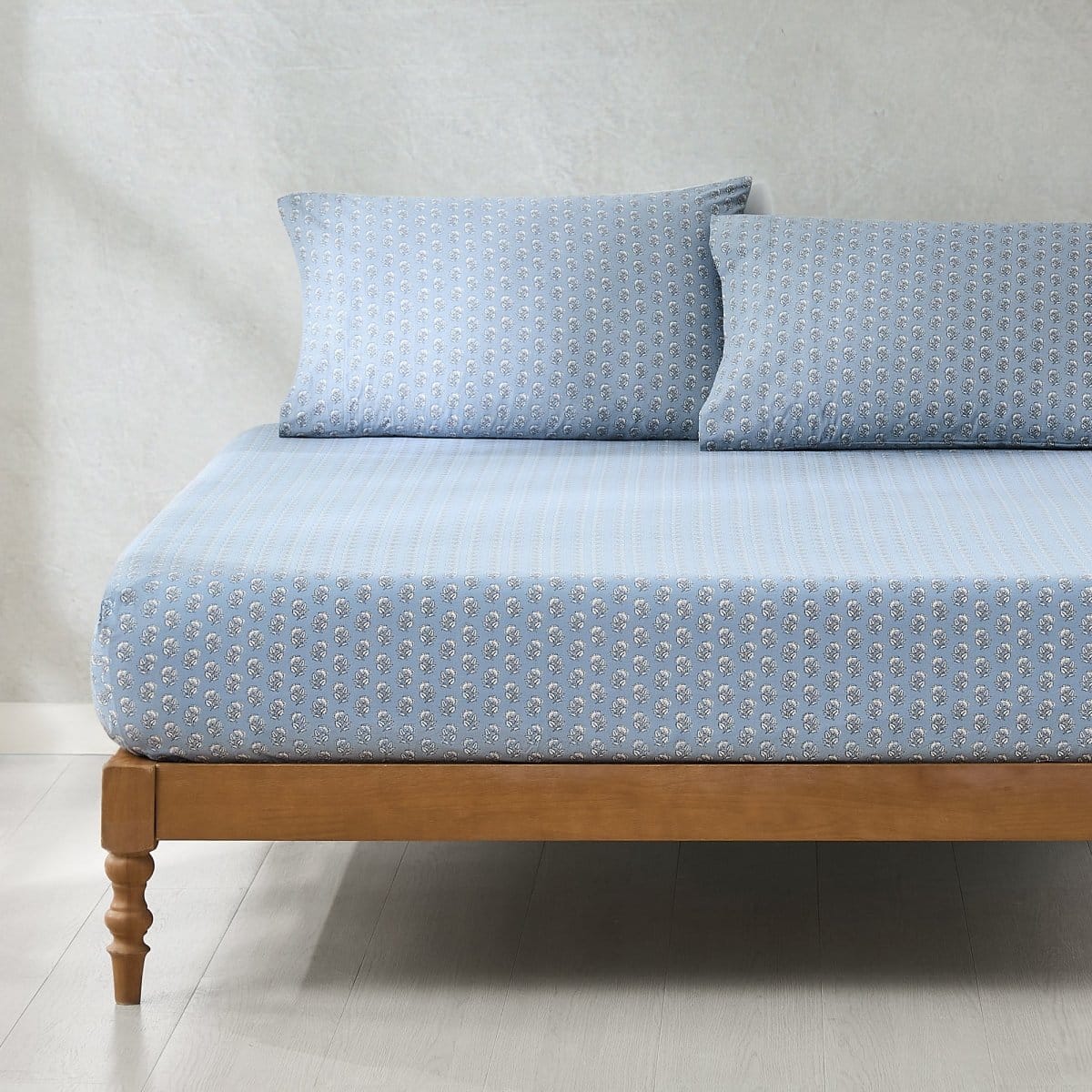 Blue | Full
