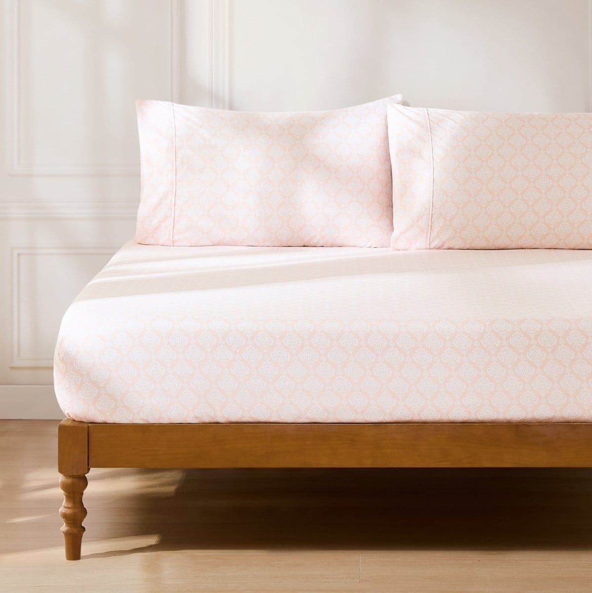 Peach | Full