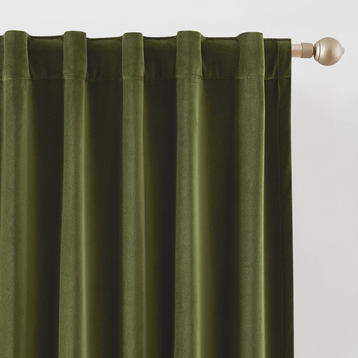 Green | 50" W x 84" L