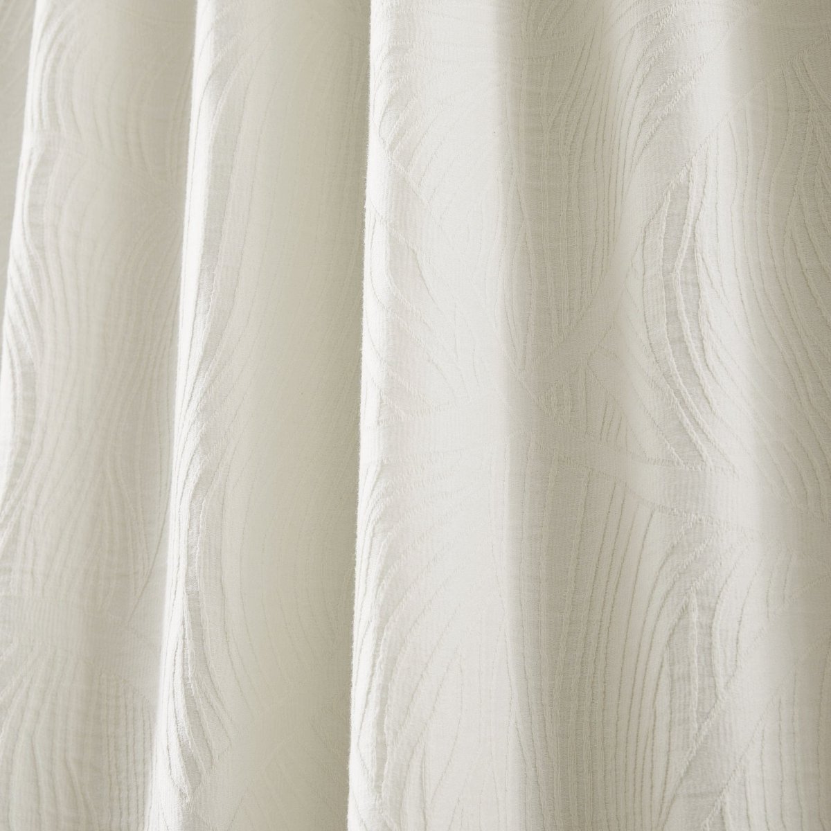 Cream | 52" W x 84" L