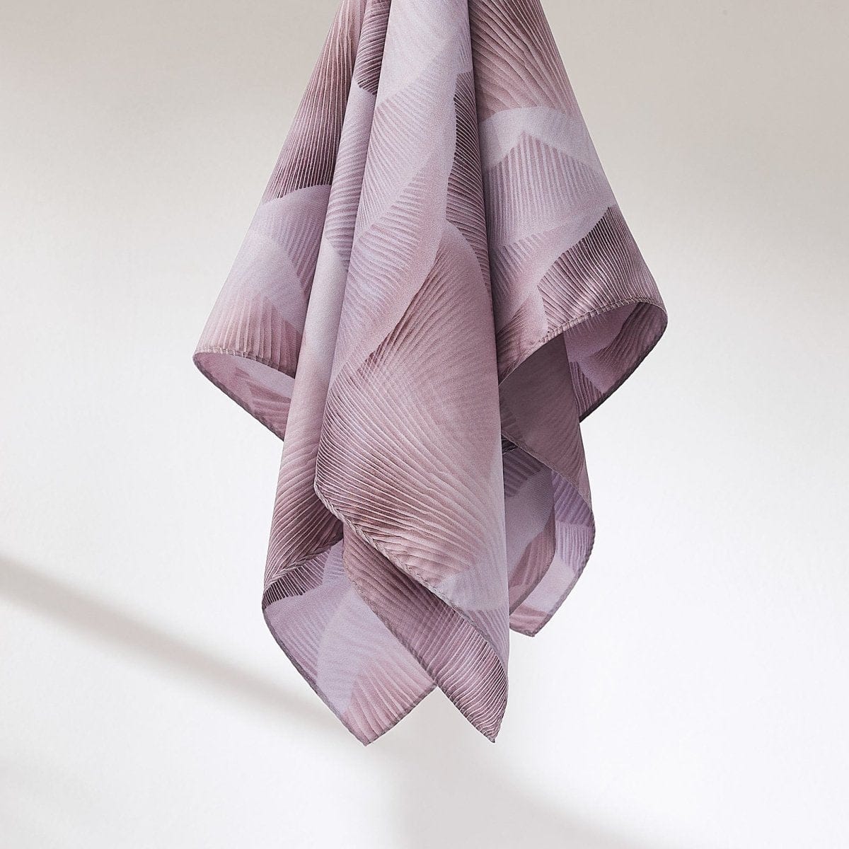 Pink/Purple | 26" x 26"