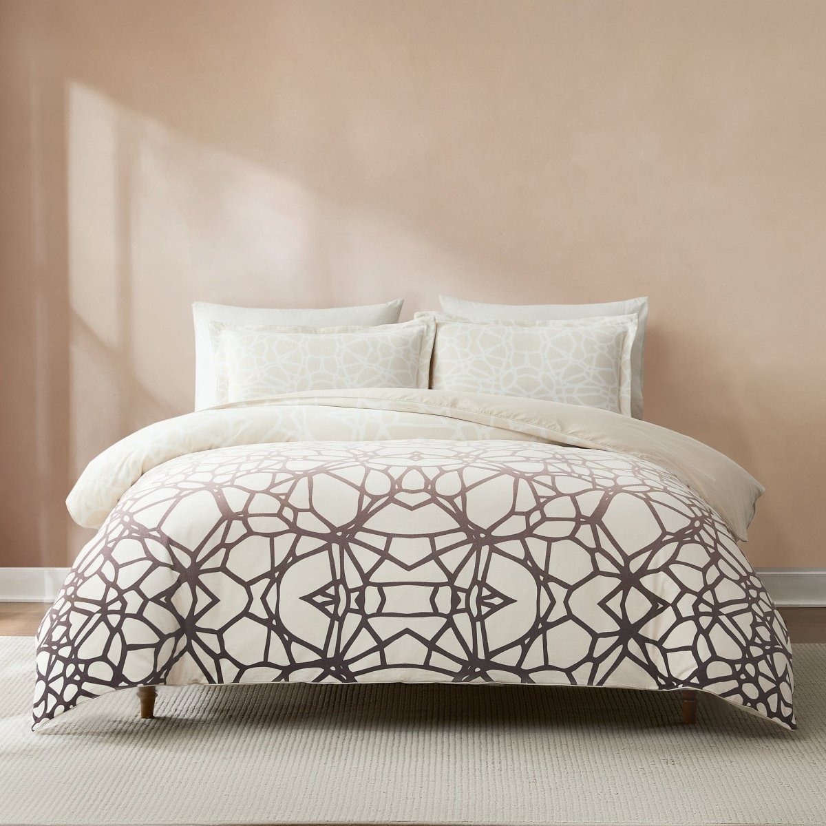 Ivory/Brown | Queen