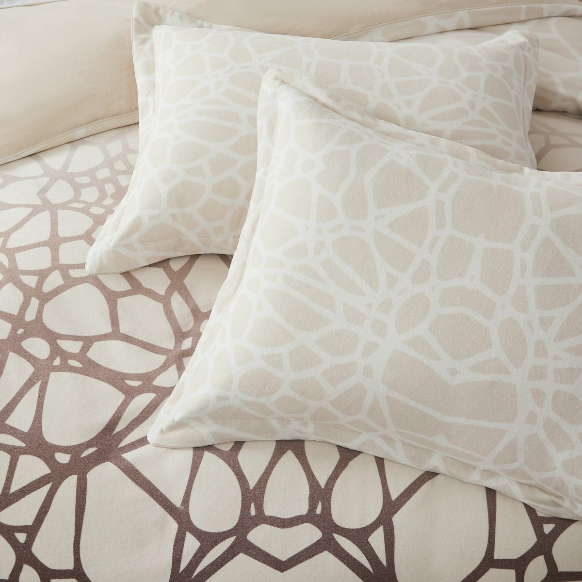 Ivory/Brown | King