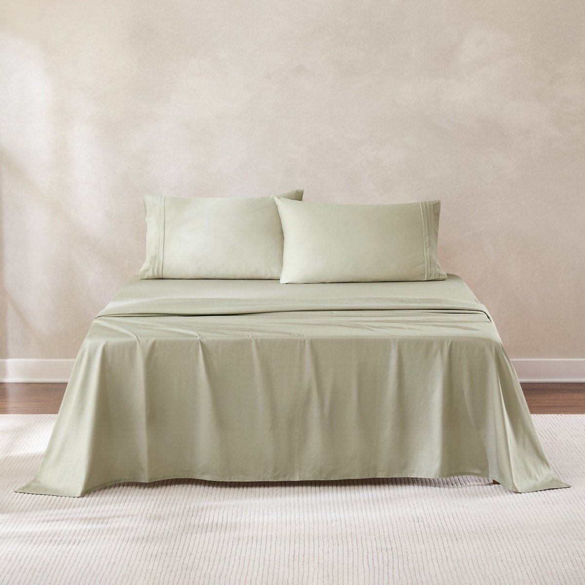 Green | Queen