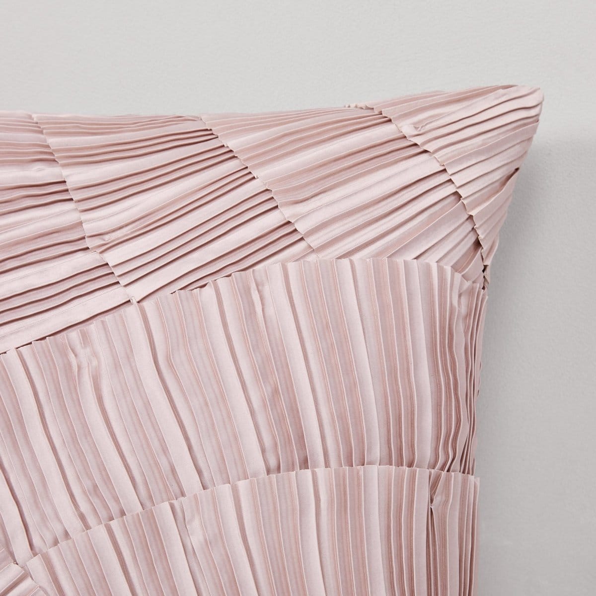 Dusty Pink | 20" x 20"