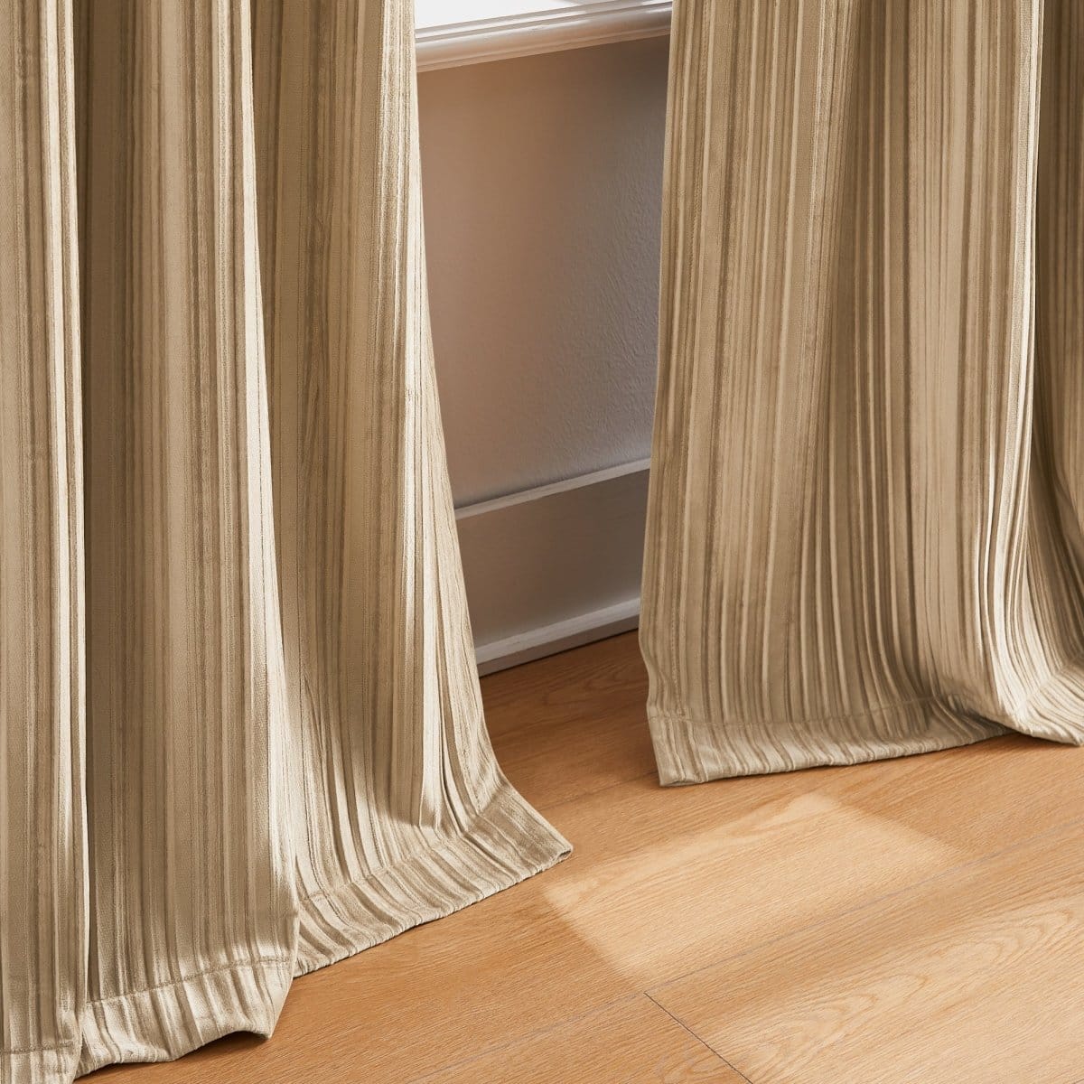 Neutral | 38"W x 84"L