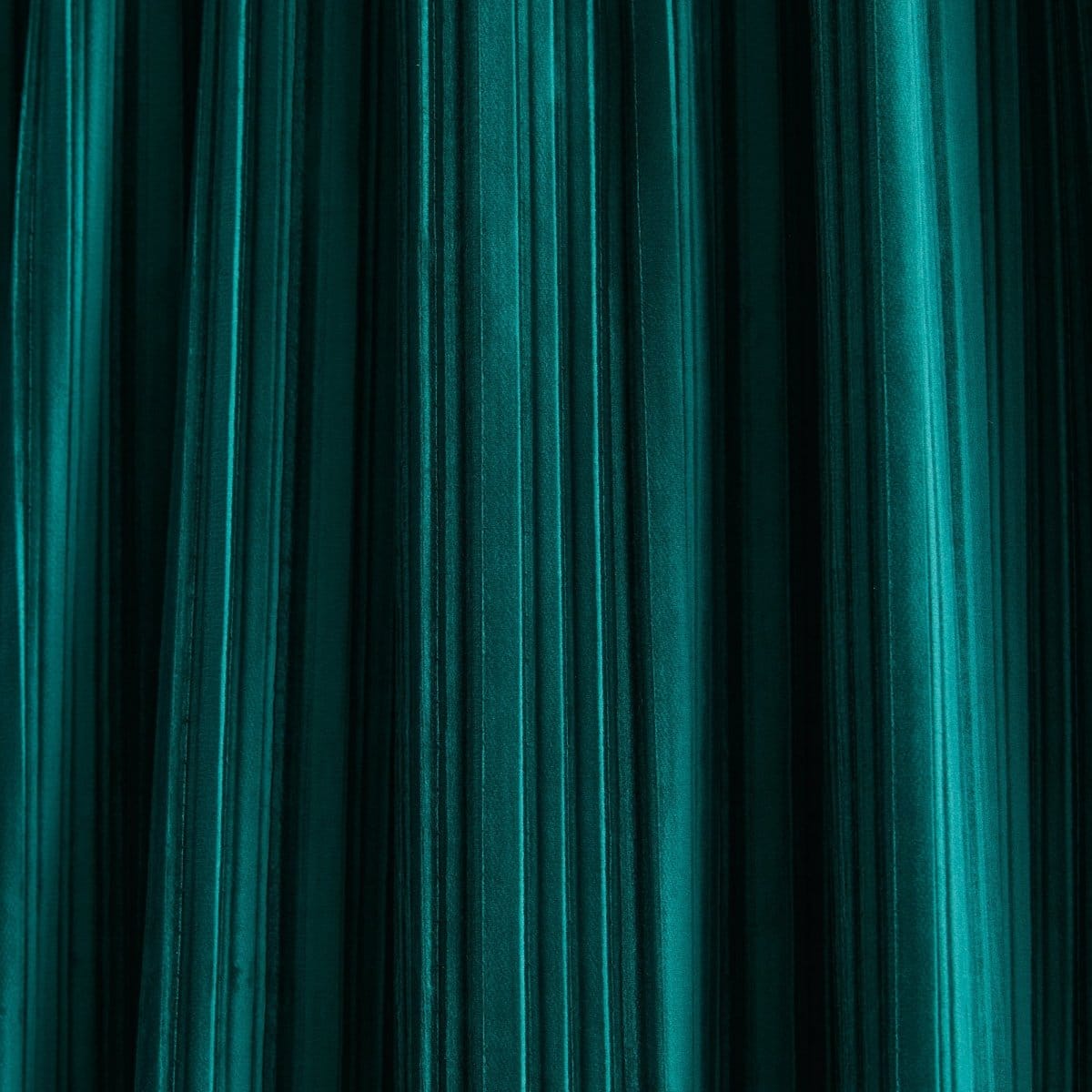 Teal | 38"W x 84"L