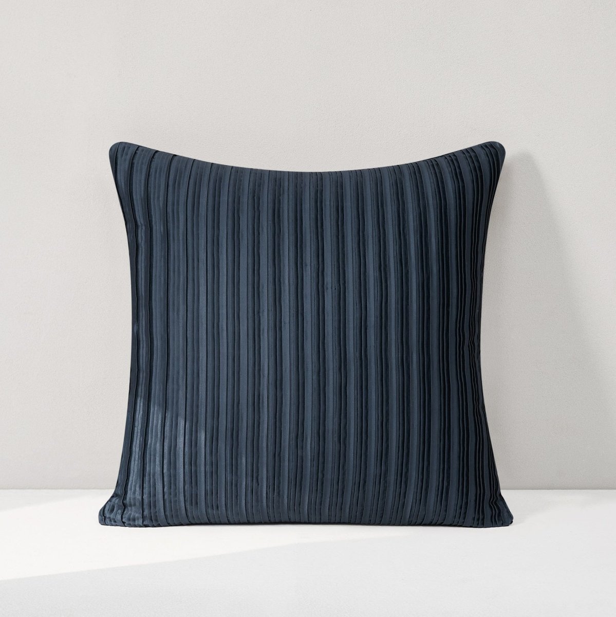 Navy | 18" W x 18" L