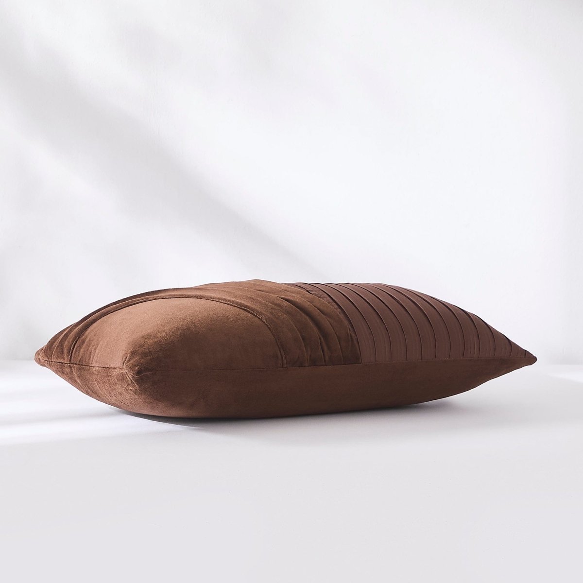Brown | 12" H x 22" W