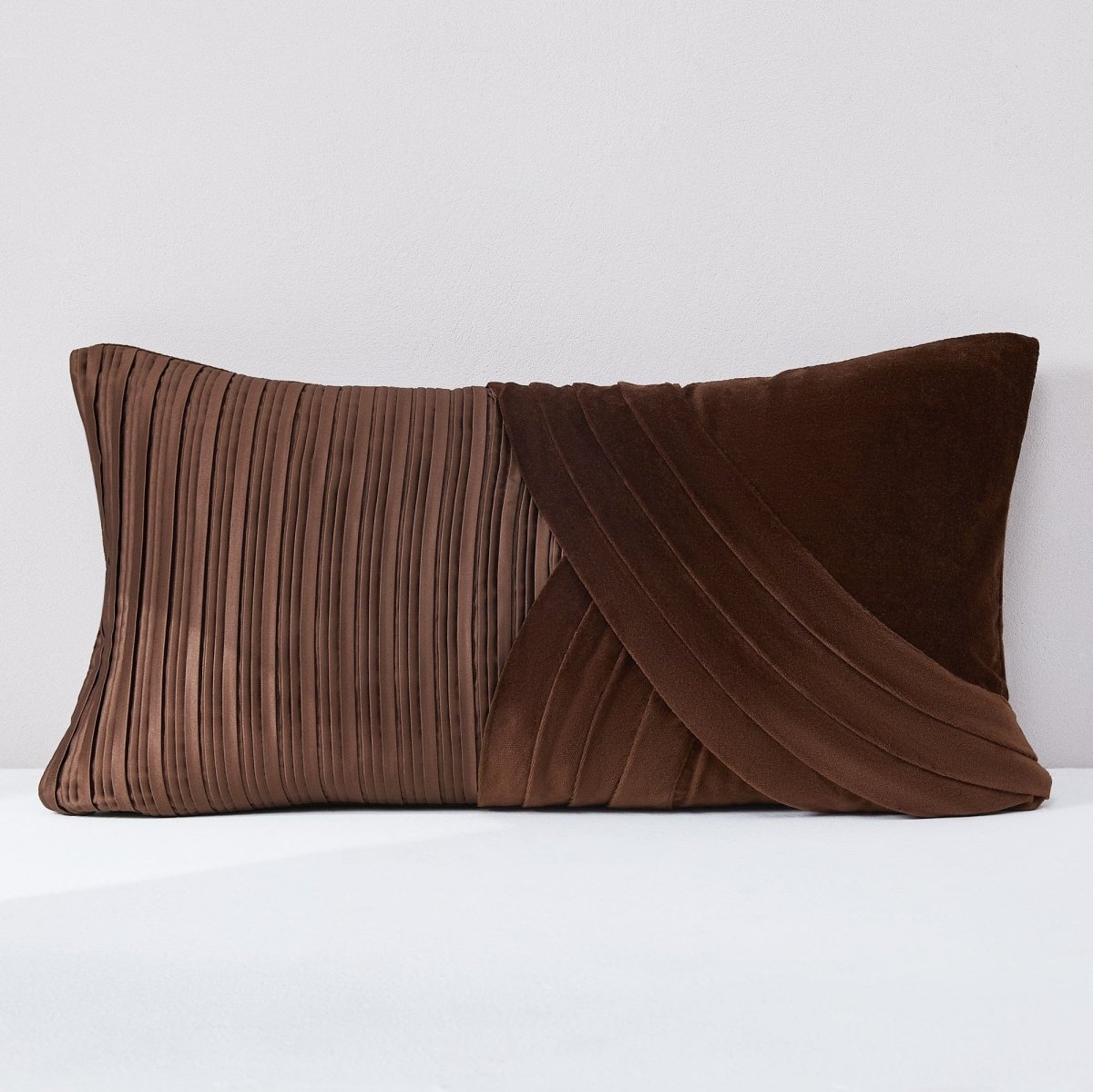 Brown | 12" H x 22" W