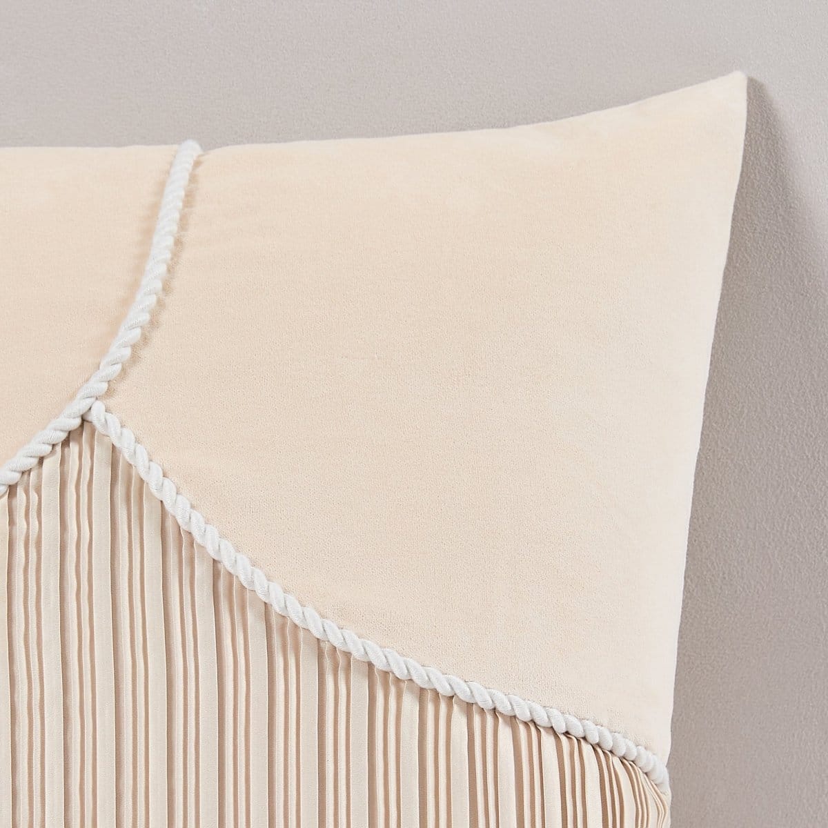 Ivory | 20" x 20"