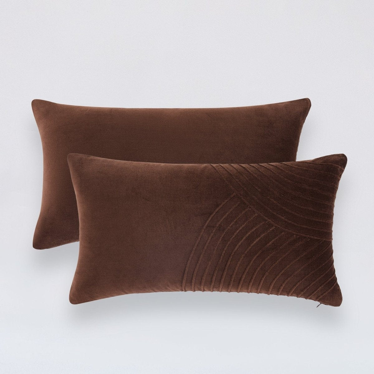 Brown | 22" W x 12" L